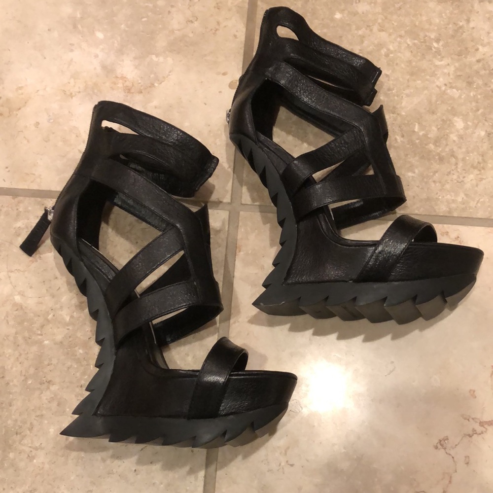 New Camilla Skovgaard architectural cage gladiator wedge platform floating heels